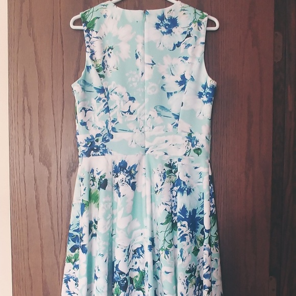 Calvein Klein sz 8 dress - Picture 2 of 3